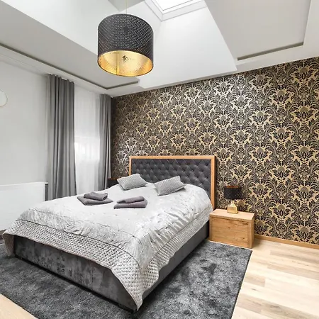 アパート Toress Kaskada *